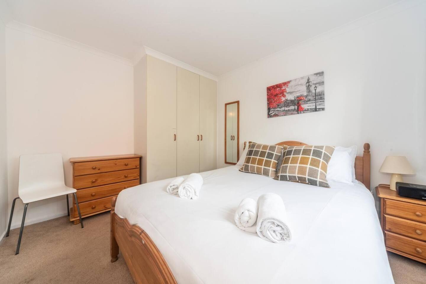 Sunny Maisonette With Views Over Canary Wharf, Λονδίνο Εξωτερικό φωτογραφία