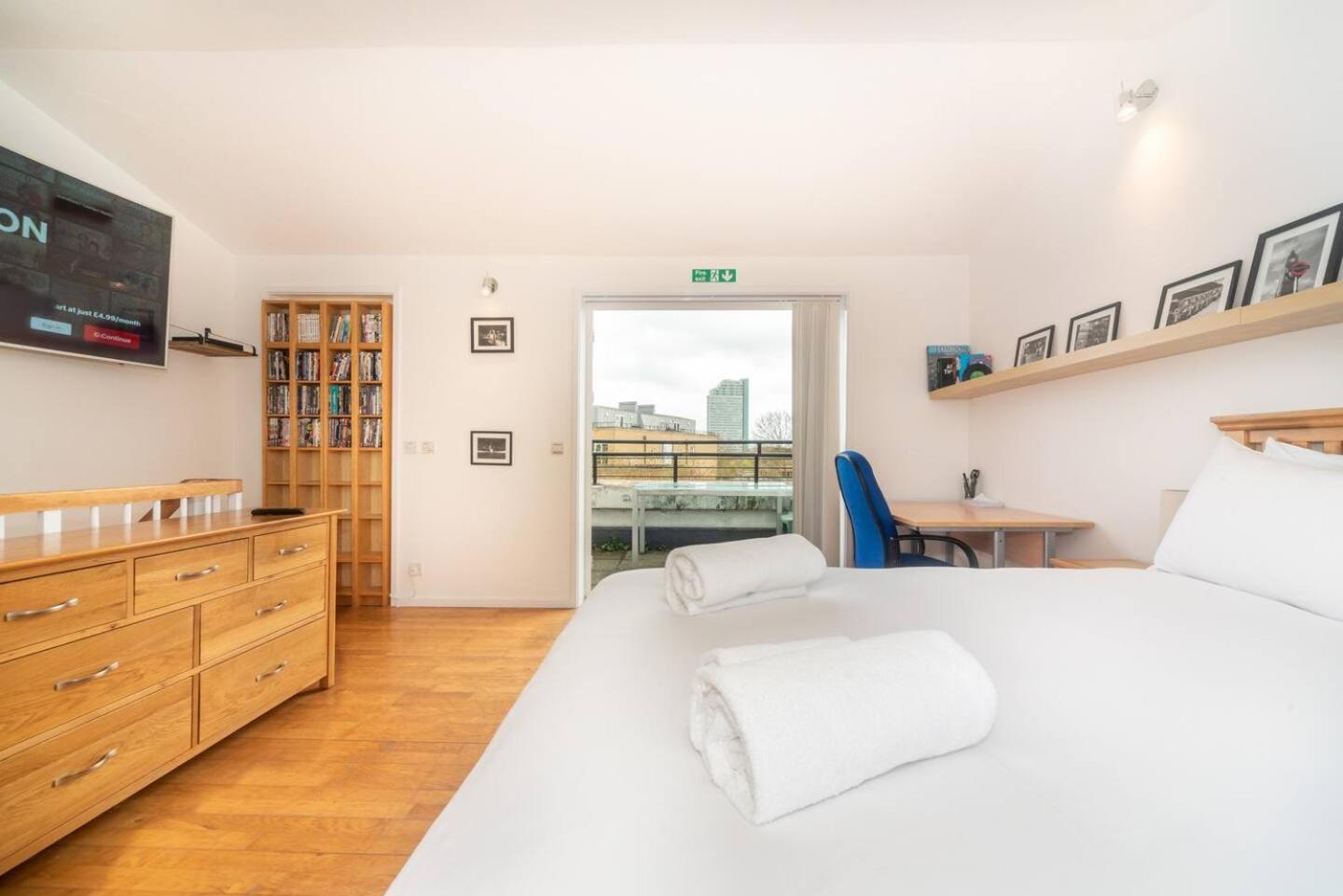 Sunny Maisonette With Views Over Canary Wharf, Λονδίνο Εξωτερικό φωτογραφία