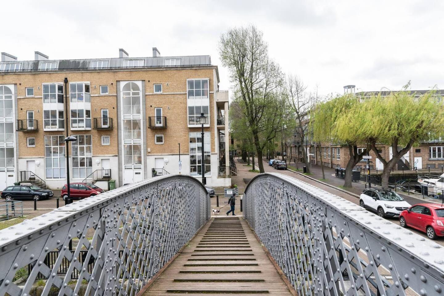 Sunny Maisonette With Views Over Canary Wharf, Λονδίνο Εξωτερικό φωτογραφία